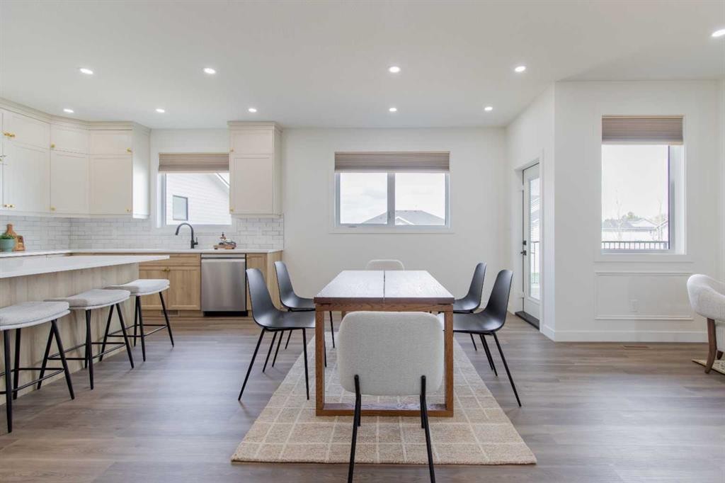 306 Bridge Crossing Close, Raymond, AB - Indoor