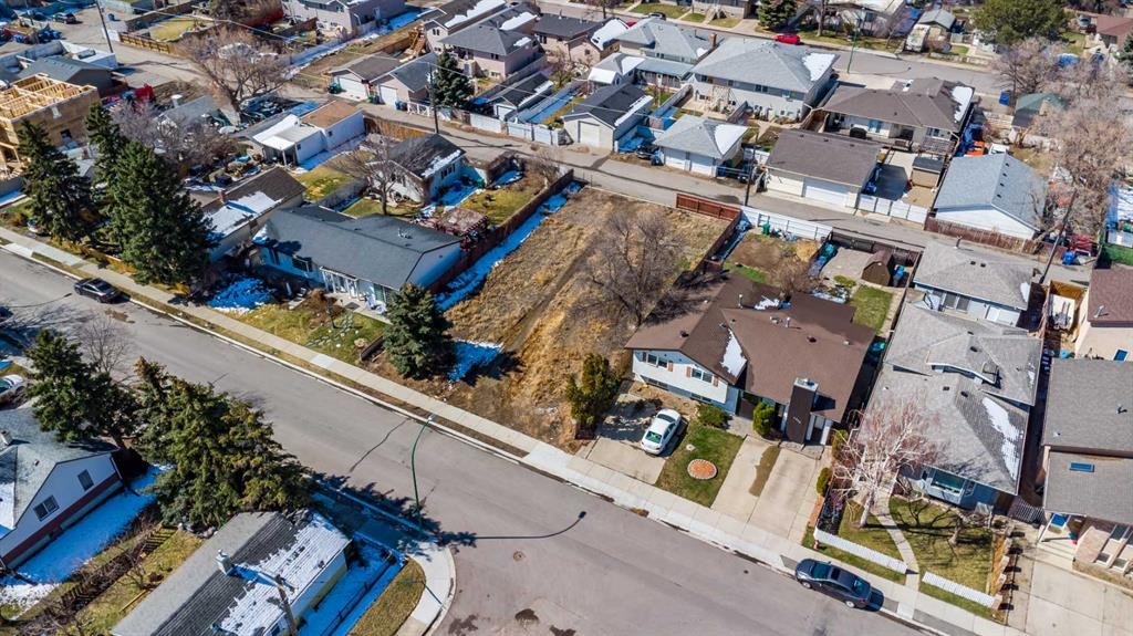 1008 9 Street North, Lethbridge, AB