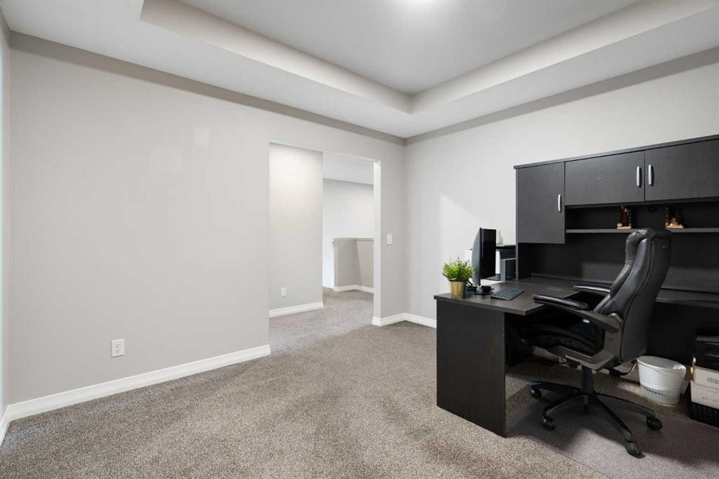 700 Seton Circle Se, Calgary, AB - Indoor Photo Showing Office
