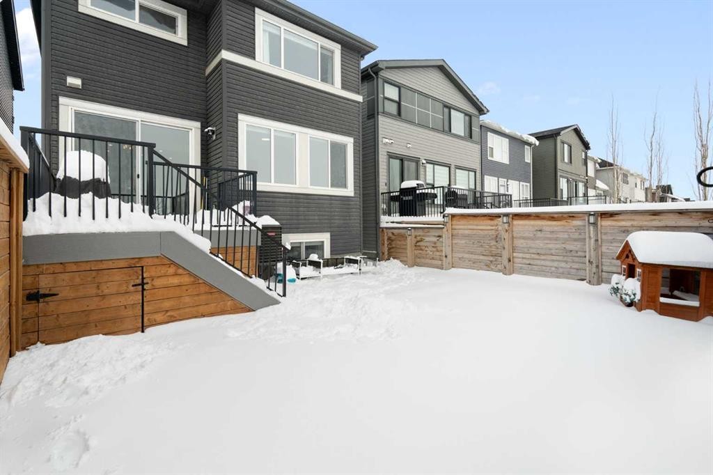700 Seton Circle Se, Calgary, AB - Outdoor