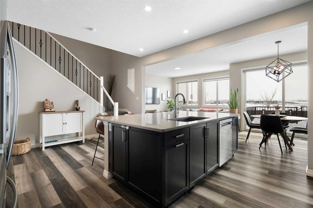 700 Seton Circle Se, Calgary, AB - Indoor