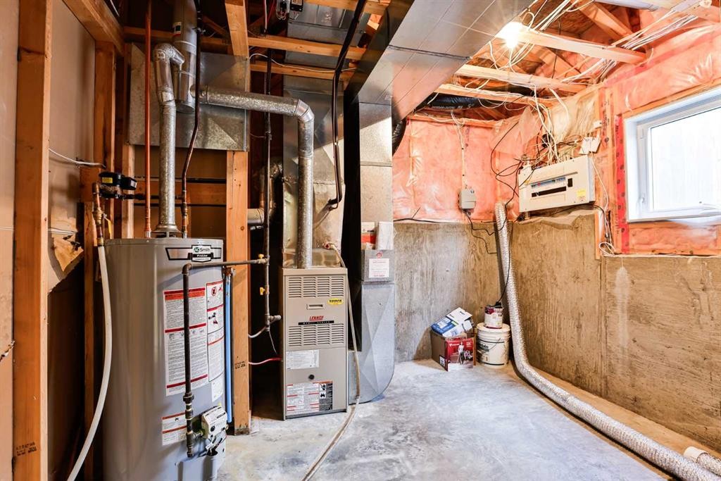 404 Lynx Crescent North, Lethbridge, AB - Indoor Photo Showing Basement