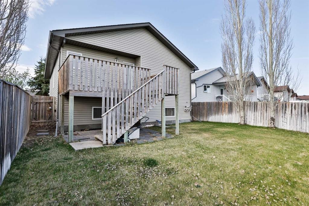 404 Lynx Crescent North, Lethbridge, AB - Outdoor