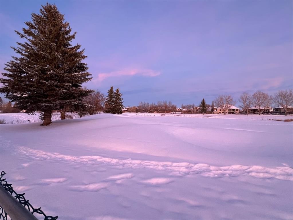 105 Fairway Drive, Coaldale, AB