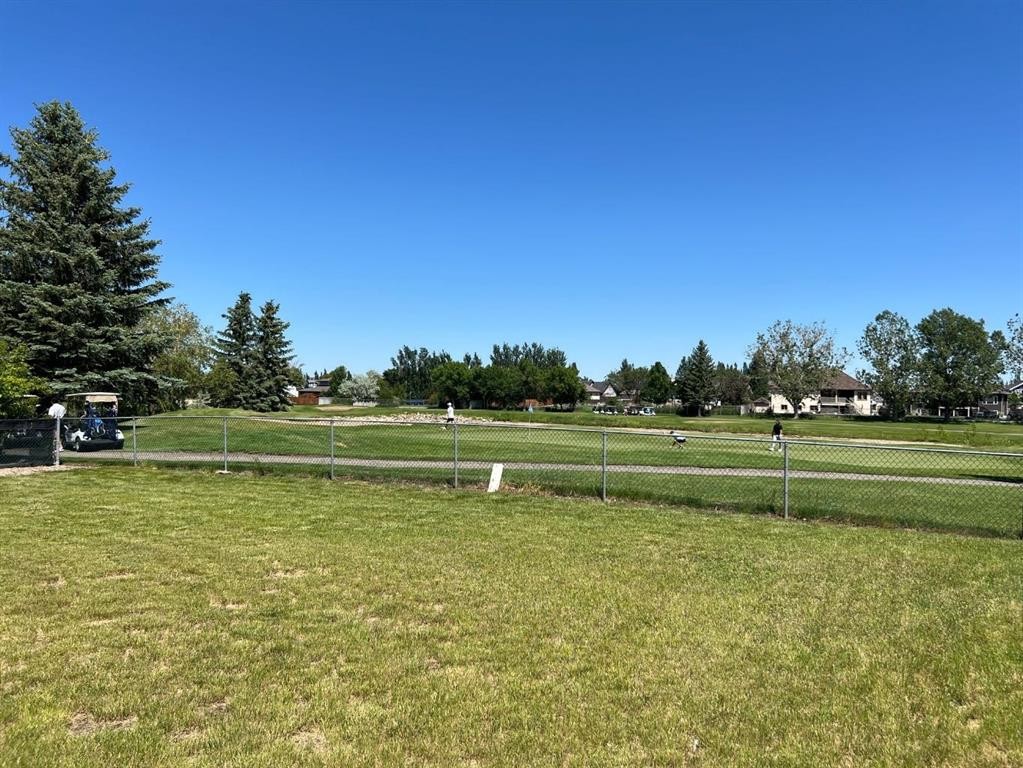 105 Fairway Drive, Coaldale, AB