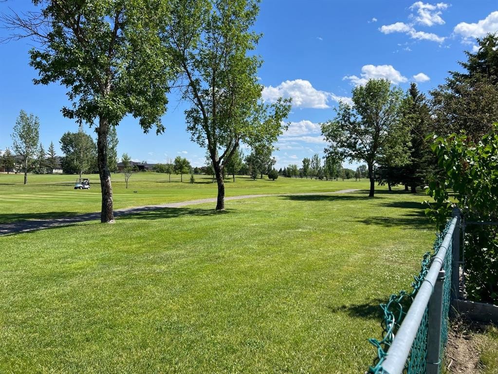 105 Fairway Drive, Coaldale, AB