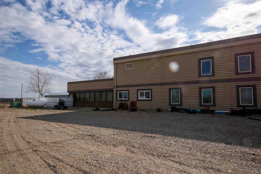680N 300E, Raymond, AB