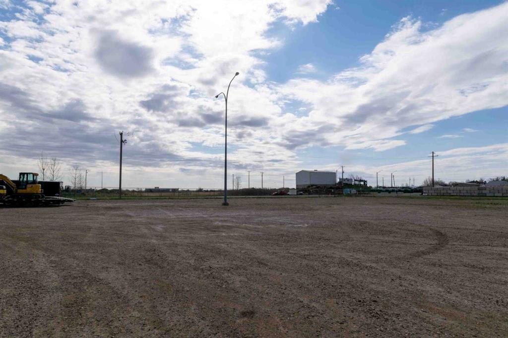 680N 300E, Raymond, AB