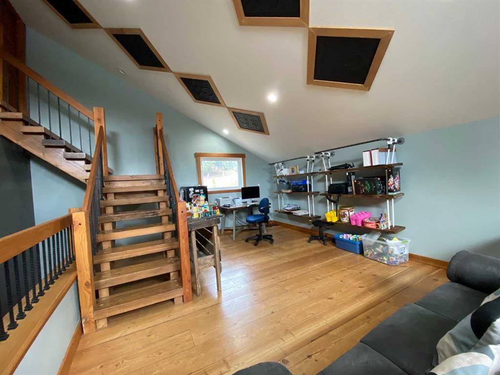 5302 19 Avenue, Coleman, AB - Indoor Photo Showing Other Room