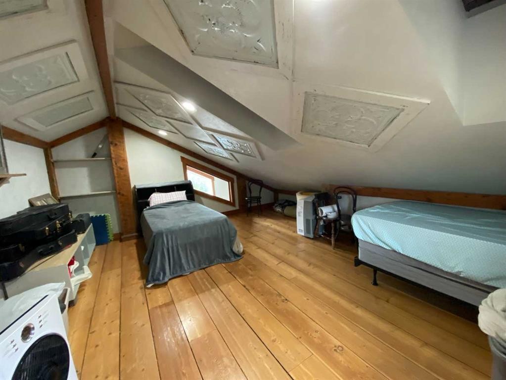 5302 19 Avenue, Coleman, AB - Indoor