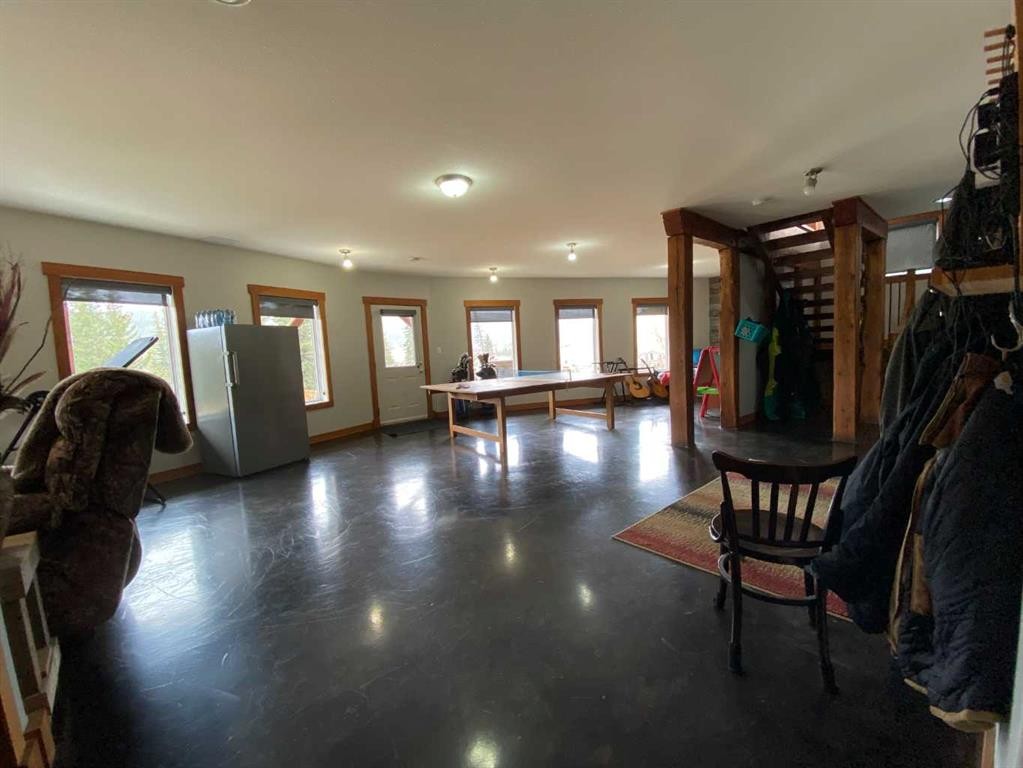 5302 19 Avenue, Coleman, AB - Indoor