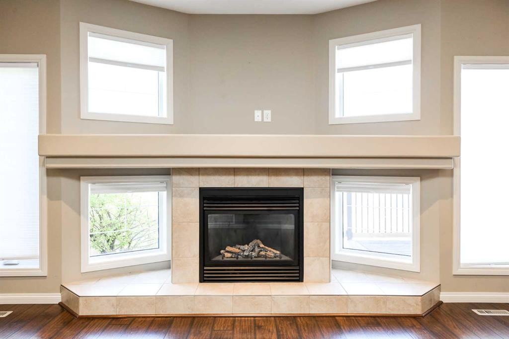 132 Firelight Way West, Lethbridge, AB - Indoor Photo Showing Living Room With Fireplace