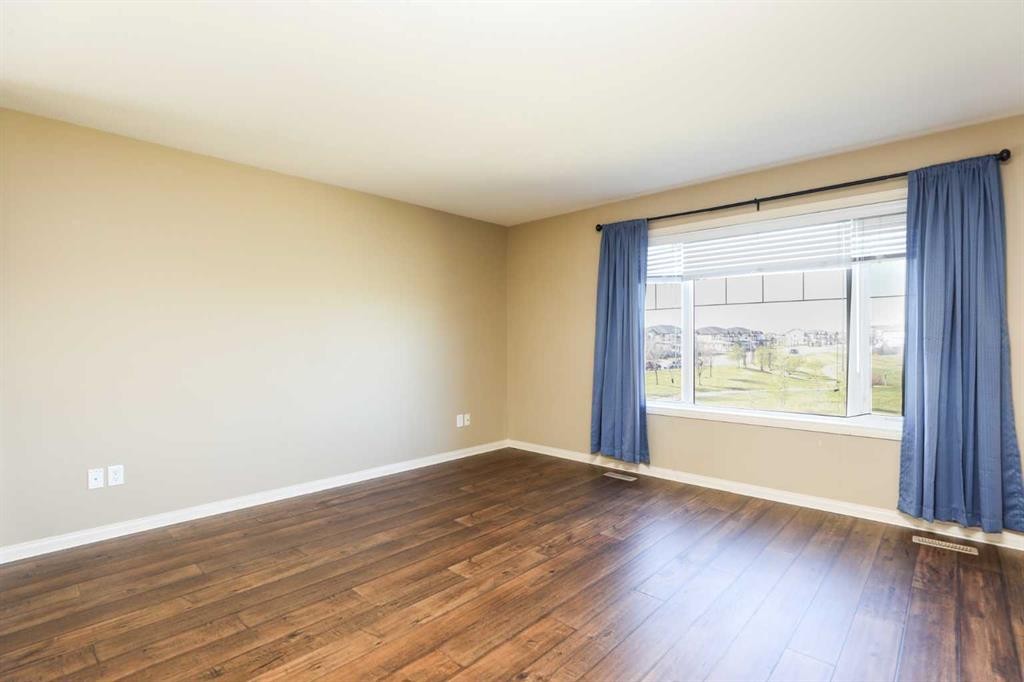 132 Firelight Way West, Lethbridge, AB - Indoor Photo Showing Other Room