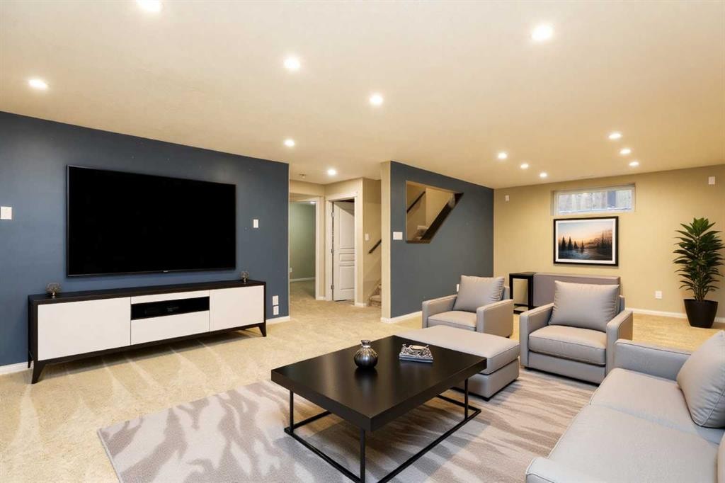 132 Firelight Way West, Lethbridge, AB - Indoor Photo Showing Living Room