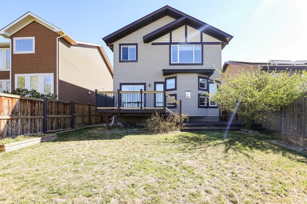 132 Firelight Way West, Lethbridge, AB - Outdoor