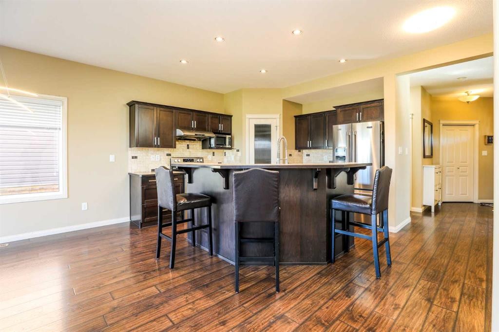 132 Firelight Way West, Lethbridge, AB - Indoor