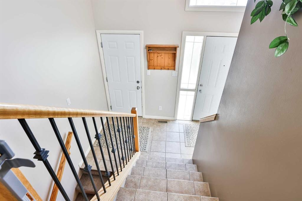 499 Lynx Crescent North, Lethbridge, AB - Indoor Photo Showing Other Room