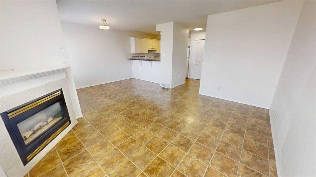 3-545 Highlands Boulevard West, Lethbridge, AB