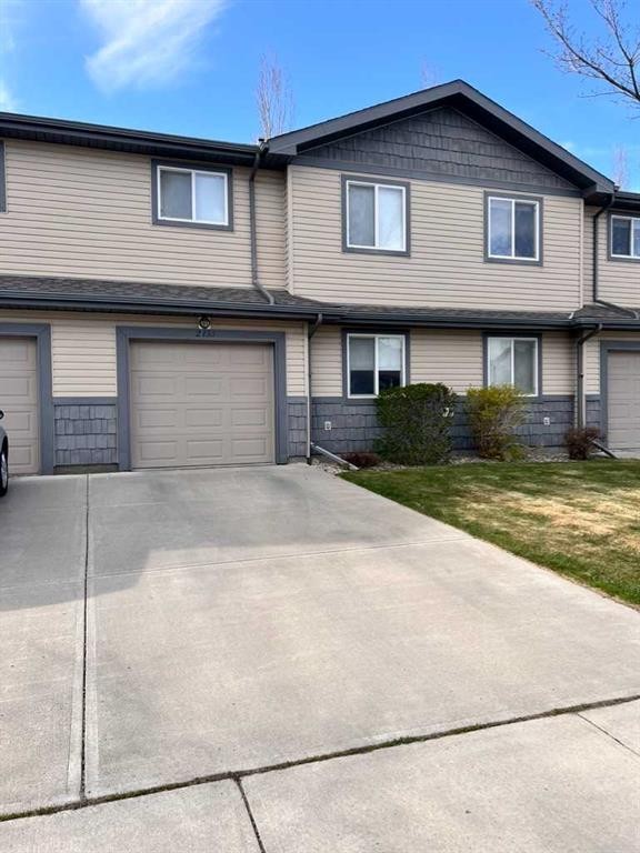 2-153 Silkstone, Lethbridge, AB - Outdoor With Facade