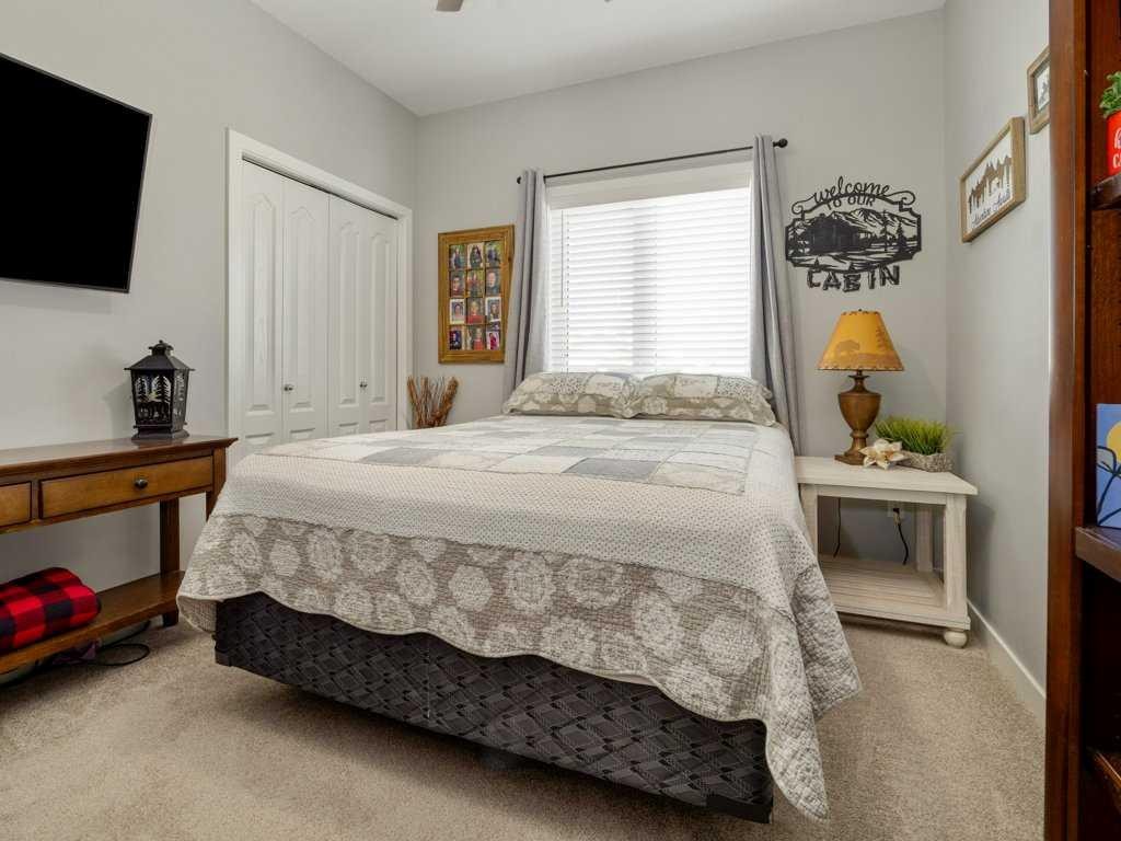 4-322 Northlander Bend West, Lethbridge, AB - Indoor Photo Showing Bedroom