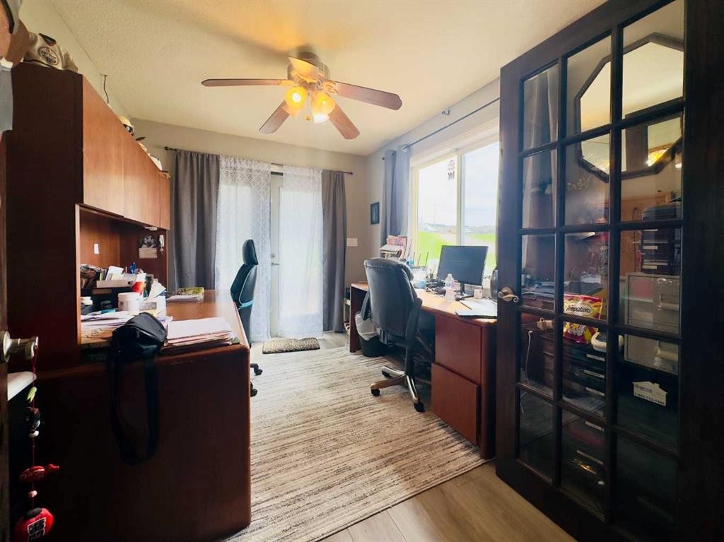 2127 Twp Rd 7-3A, Lundbreck, AB - Indoor Photo Showing Office