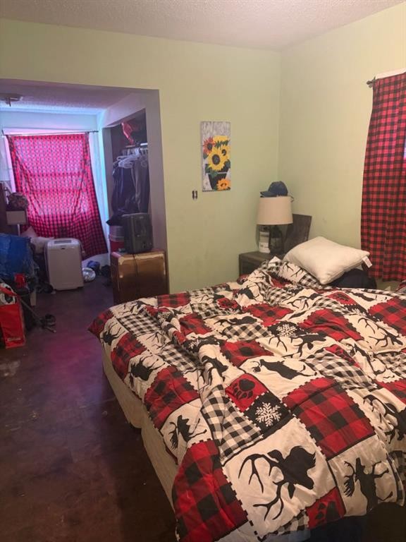 712 9 Avenue South, Lethbridge, AB - Indoor Photo Showing Bedroom