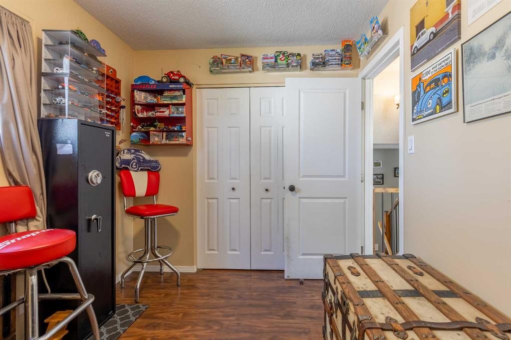 57 Honeysuckle Road North, Lethbridge, AB - Indoor