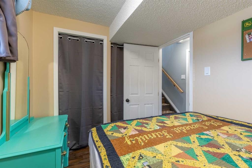 57 Honeysuckle Road North, Lethbridge, AB - Indoor