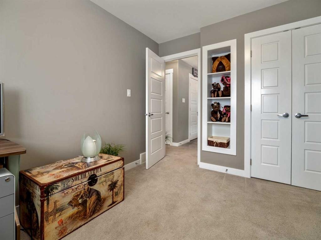 527 Moonlight Lane West, Lethbridge, AB - Indoor