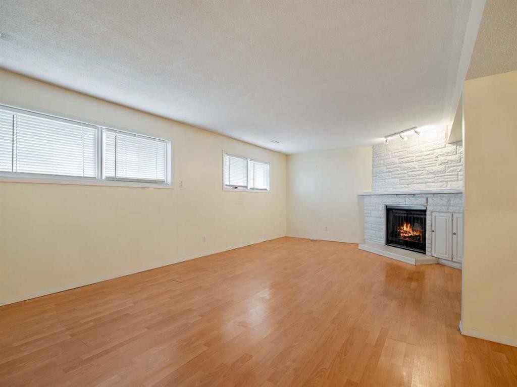 120S 300E, Raymond, AB - Indoor With Fireplace