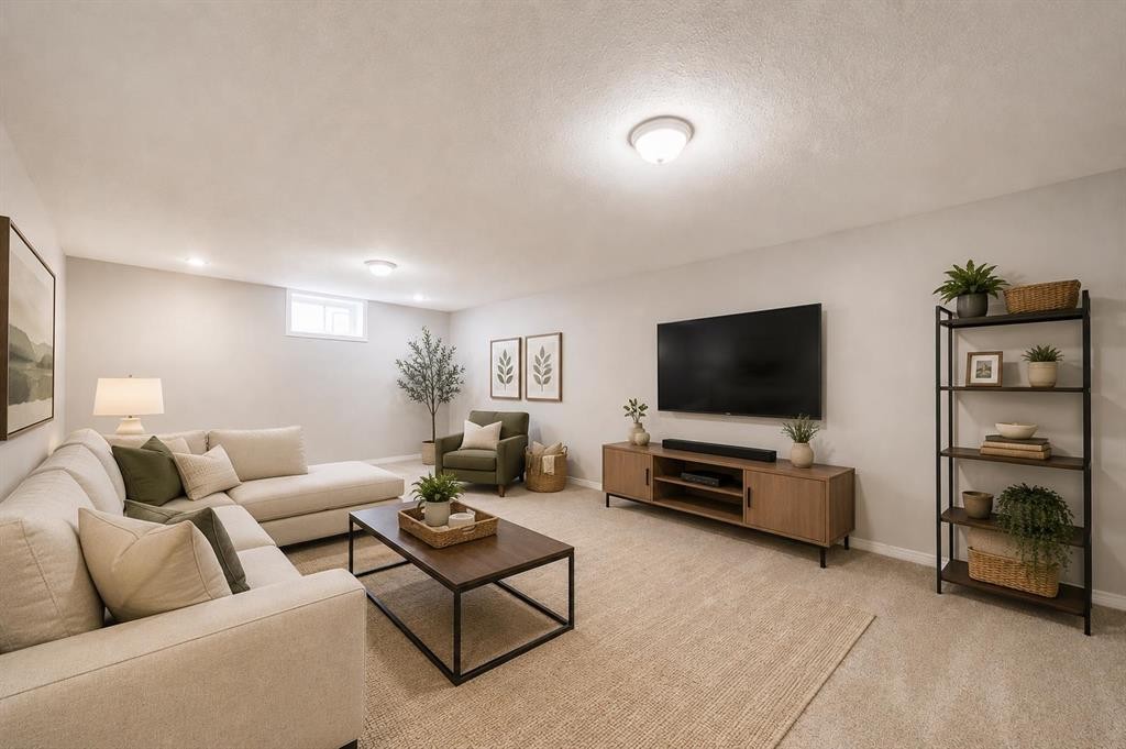5716 53 Street, Taber, AB - Indoor Photo Showing Other Room