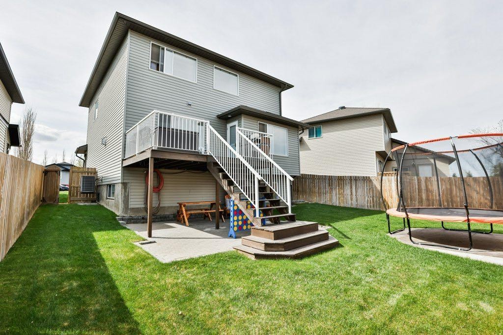 573 Squamish Lane West, Lethbridge, AB - Outdoor With Exterior