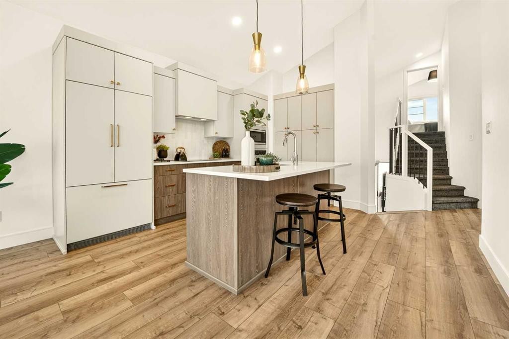8619 25 Avenue, Coleman, AB - Indoor Photo Showing Kitchen With Upgraded Kitchen