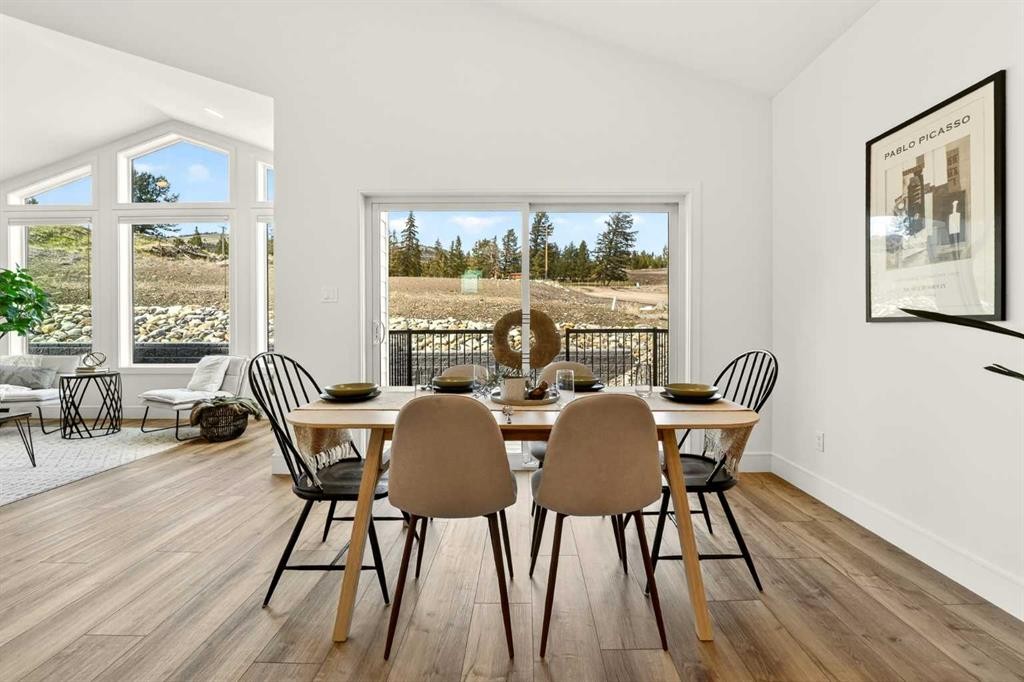 8619 25 Avenue, Coleman, AB - Indoor Photo Showing Dining Room