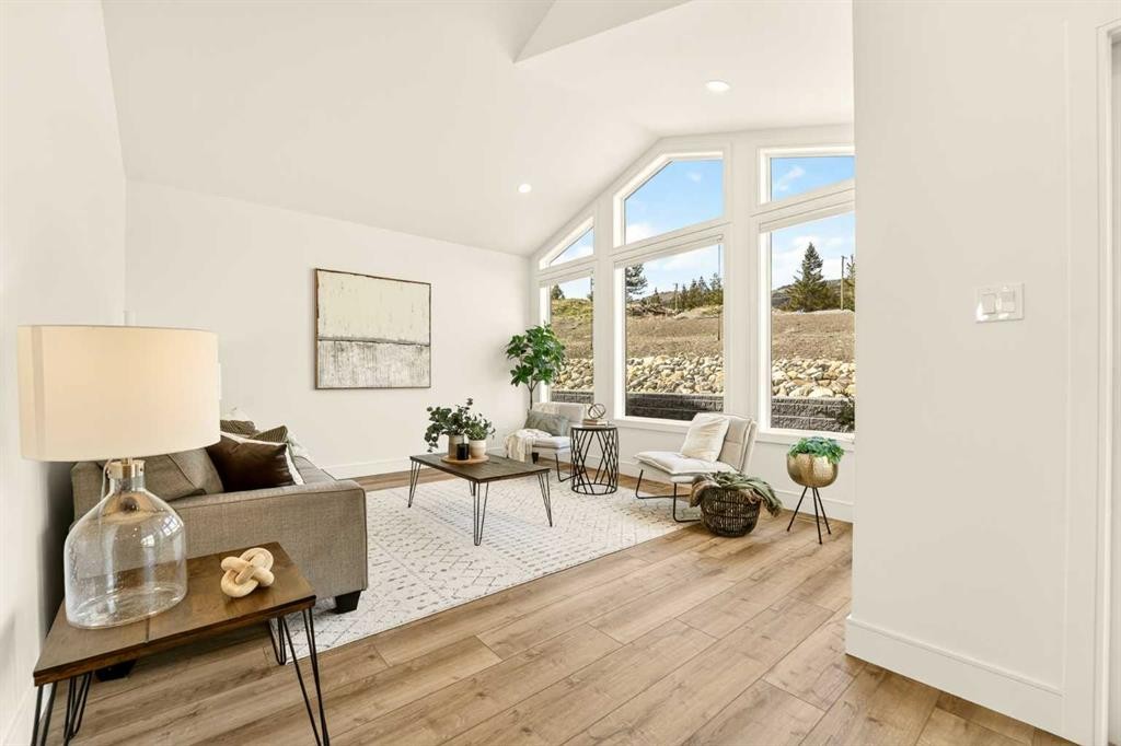 8619 25 Avenue, Coleman, AB - Indoor