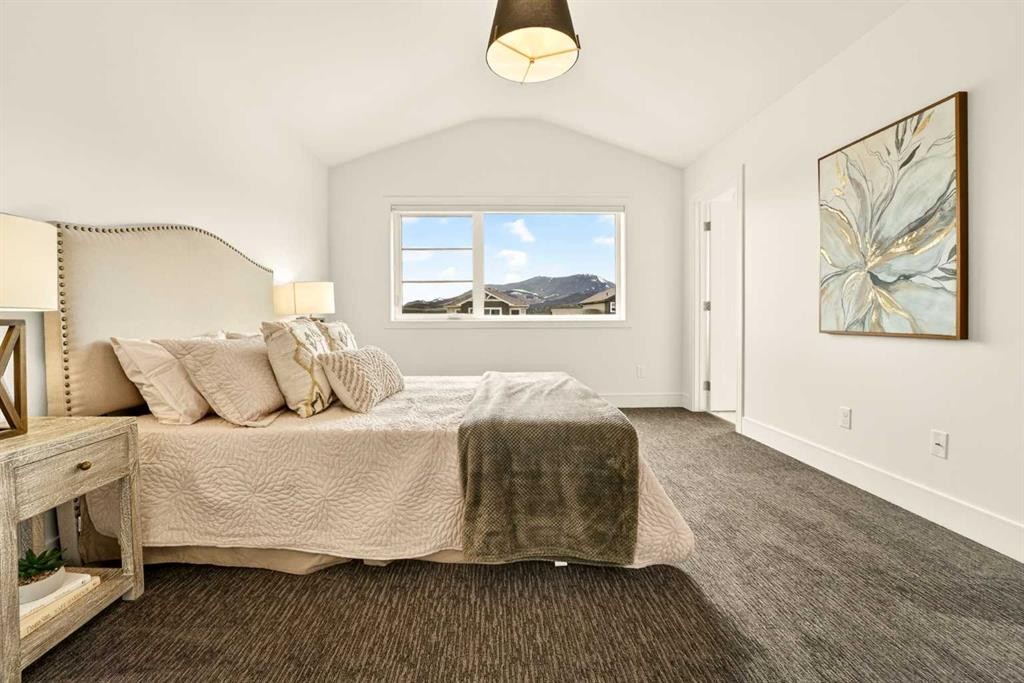 8619 25 Avenue, Coleman, AB - Indoor Photo Showing Bedroom