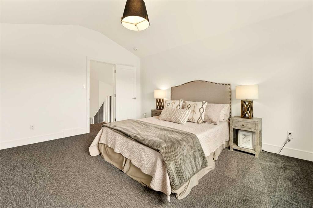 8619 25 Avenue, Coleman, AB - Indoor Photo Showing Bedroom