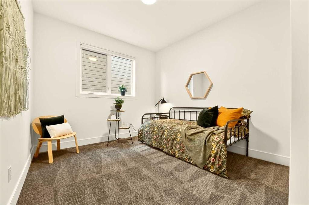 8619 25 Avenue, Coleman, AB - Indoor Photo Showing Bedroom