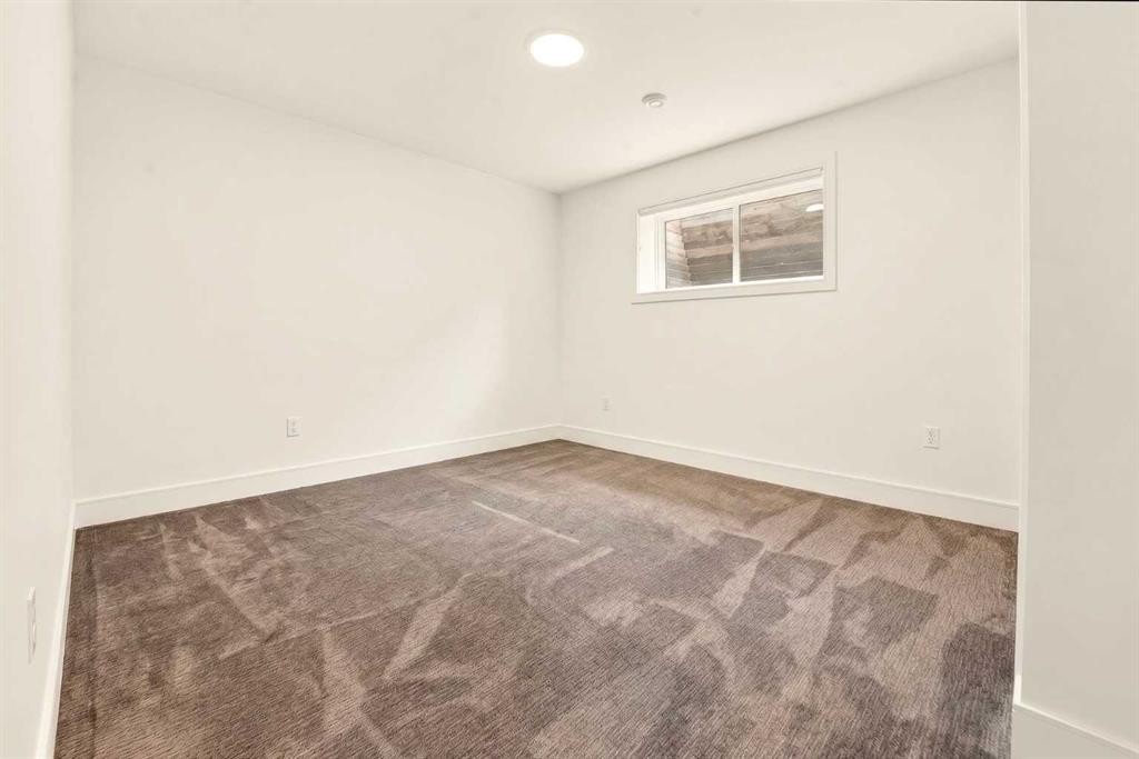 8619 25 Avenue, Coleman, AB - Indoor Photo Showing Other Room