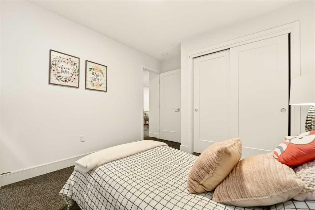 8619 25 Avenue, Coleman, AB - Indoor Photo Showing Bedroom