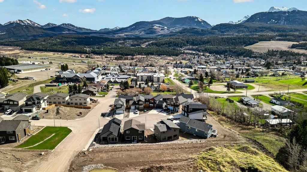 8619 25 Avenue, Coleman, AB - Outdoor With View