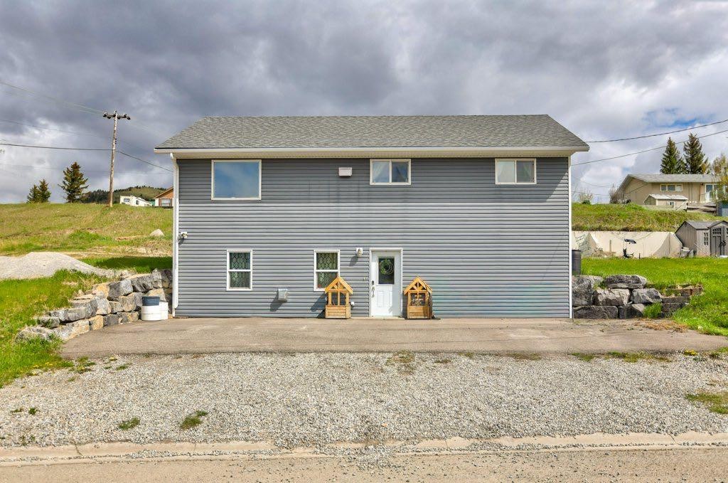 8501 21 Avenue, Coleman, AB - Outdoor