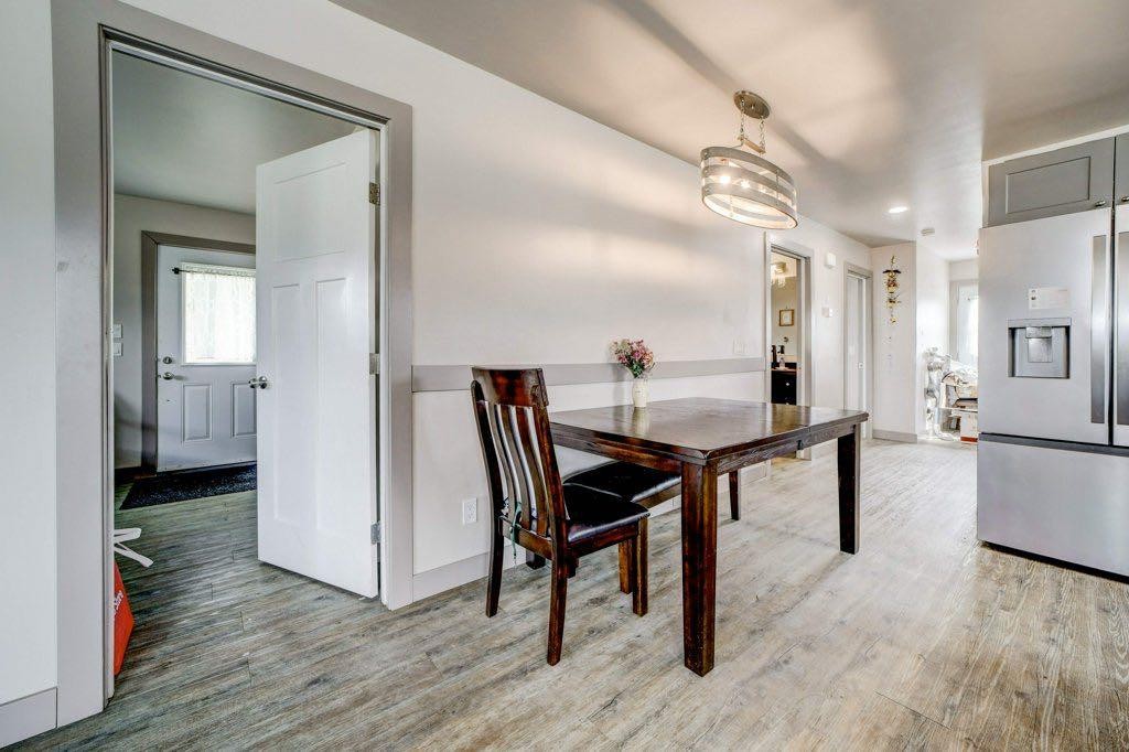 8501 21 Avenue, Coleman, AB - Indoor Photo Showing Other Room