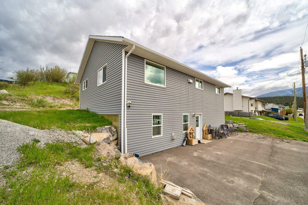 8501 21 Avenue, Coleman, AB - Outdoor