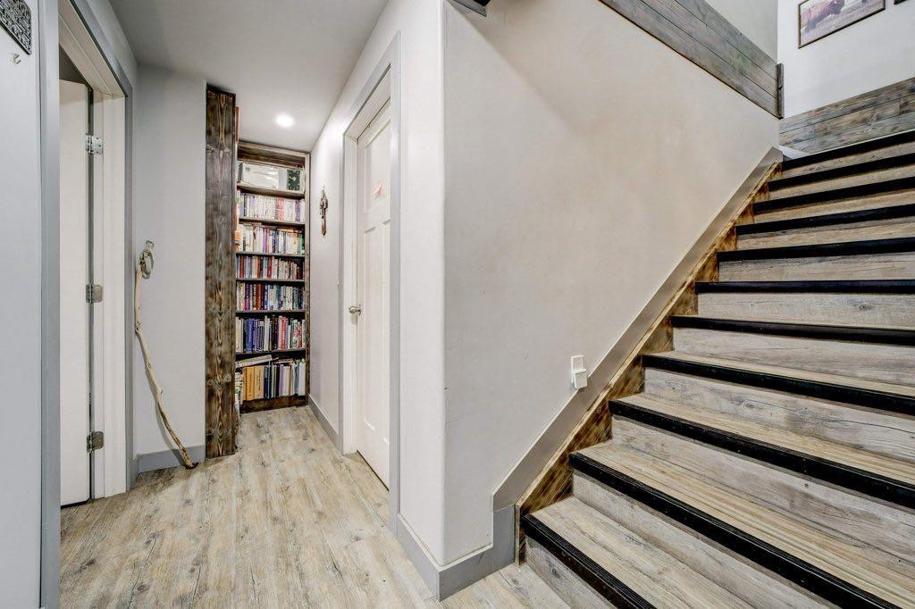 8501 21 Avenue, Coleman, AB - Indoor Photo Showing Other Room