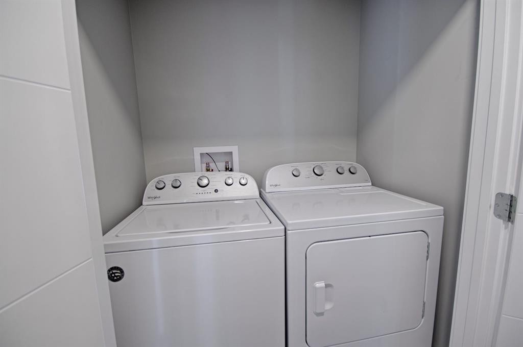963 Miners Boulevard West, Lethbridge, AB - Indoor Photo Showing Laundry Room