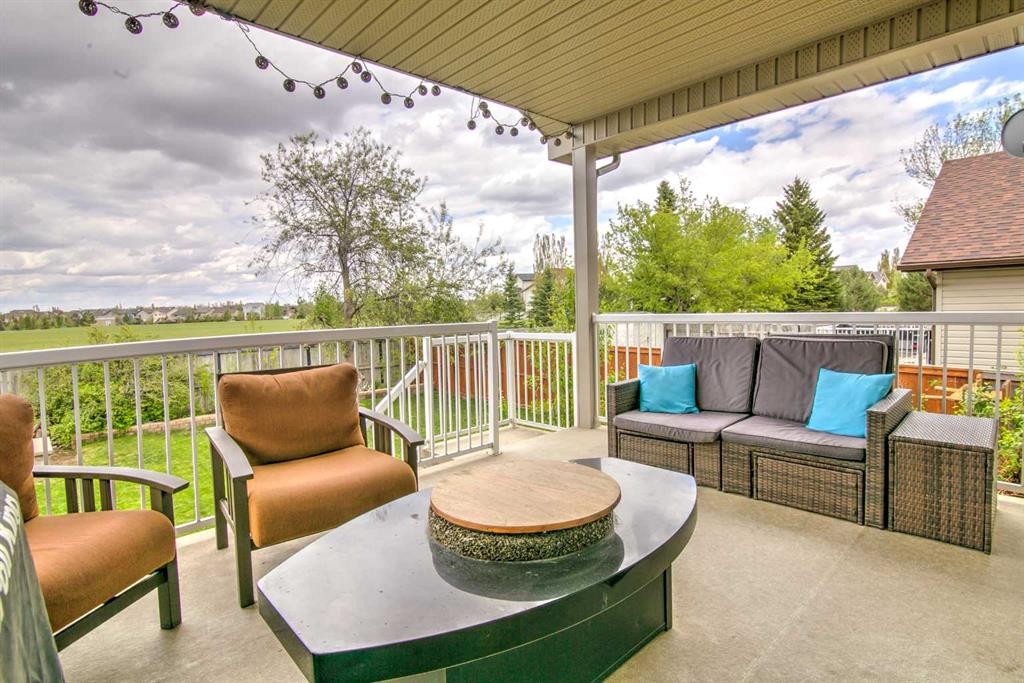 27 Kodiak Boulevard North, Lethbridge, AB - Outdoor With Deck Patio Veranda With Exterior