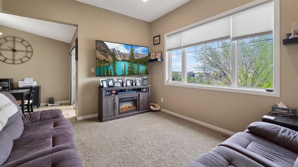 751 Silkstone Close West, Lethbridge, AB - Indoor