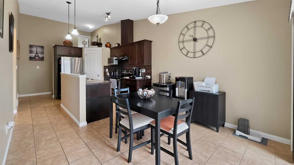 751 Silkstone Close West, Lethbridge, AB - Indoor