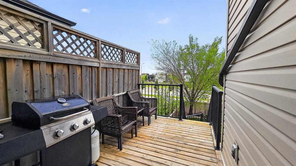 751 Silkstone Close West, Lethbridge, AB - Outdoor With Deck Patio Veranda With Exterior